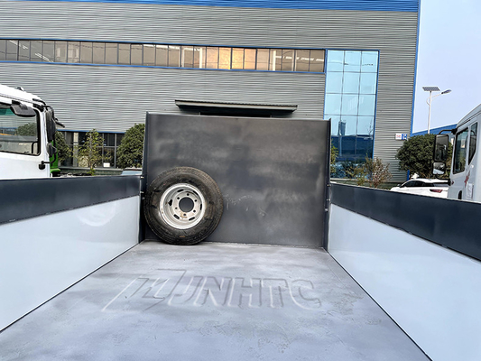 Sinotruk Howo 4X2 लाइट ड्यूटी कमर्शियल ट्रक 10 - 15 टन