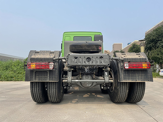 420hp यूरो 2 एलएचडी सिनोट्रुक हाउ 10 व्हील ट्रैक्टर ट्रक 50 टन