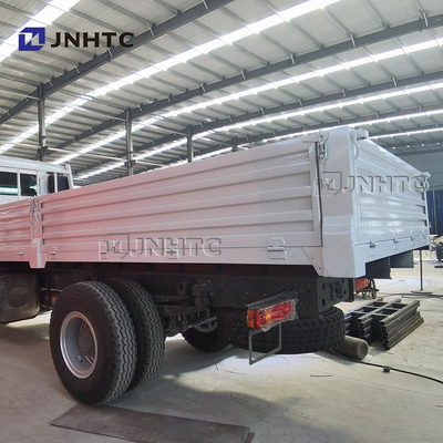 Sinotruk Howo 266HP 290HP 4*2 6 व्हीलर फेंस कार्गो ट्रक 18 फीट