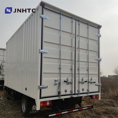 SINOTRUK HOWO LHD बॉक्स ट्रक वैन कार्गो ट्रक 6 टन 116hp