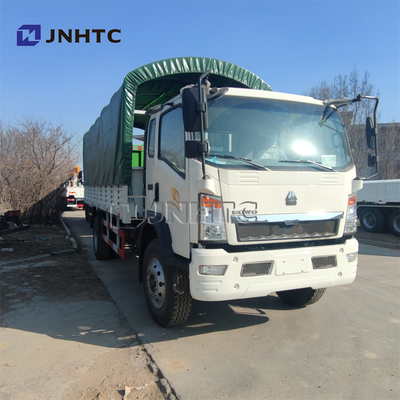 SINOTRUK HOWO सैन्य ट्रक 4X4 6X6 8X8 सीटों के साथ सैनिक परिवहन