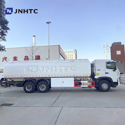 Sinotruk Howo A7 6x4 10 व्हील फ्यूल टैंकर ट्रक 371hp यूरो 2 इंजन के साथ