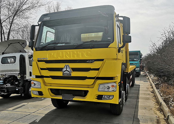 Sinotruk Howo 8x4 हैवी ड्यूटी कार्गो ट्रक इलेक्ट्रिक 12 व्हील 420hp