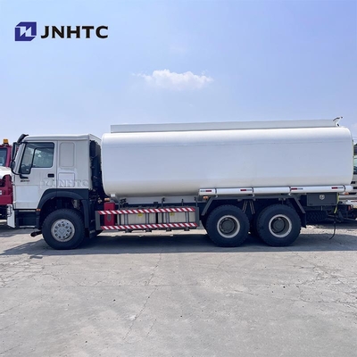 नई होवो तेल टैंक ट्रक 6x4 380hp क्षमता 10 पहियों 20000 लीटर ईंधन टैंक ट्रक बिक्री के लिए