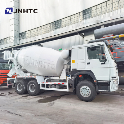 SINOTRUK HOWO कंक्रीट मिश्रण ट्रक 6X4 336HP 10m3 क्षमता सीमेंट मिश्रण ट्रक घुड़सवार कंक्रीट मिश्रण ट्रक बिक्री के लिए