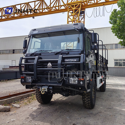 सिनोट्रुक होवो 4X4 यूरो2 4 पहिया 280hp सभी पहिया ड्राइव वाणिज्यिक भारी दाएं ड्राइव कार्गो ट्रक