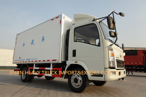 Howo 4X2 लाइट ड्यूटी रेफ्रिजरेटेड ट्रक 5 टन 60000kg 7 टन