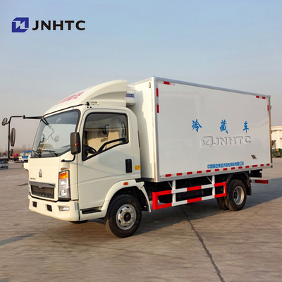 Sinotruk HOWO 4X2 5t लाइट ड्यूटी रेफ्रिजेरेटेड ट्रक राइट हैंड ड्राइविंग